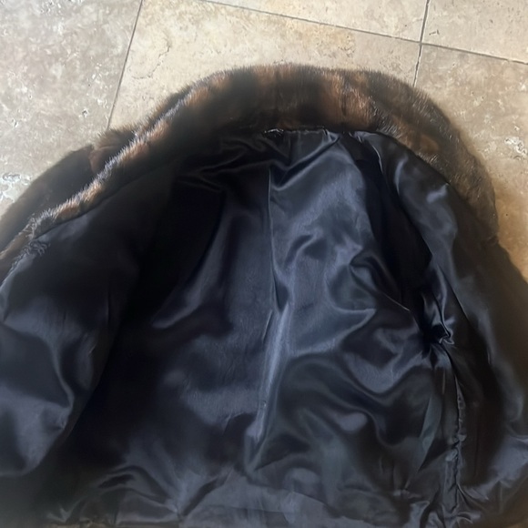 Cejon faux fur jacket large NWOT. Brown and black fully lined. Gorgeous colors - Picture 13 of 13